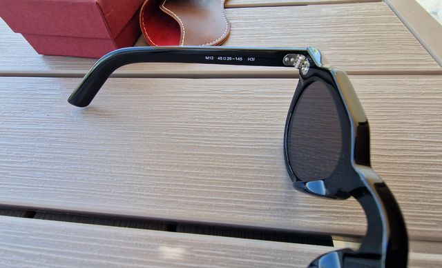 Occhiali da sole Eyerepublic Roku full black 