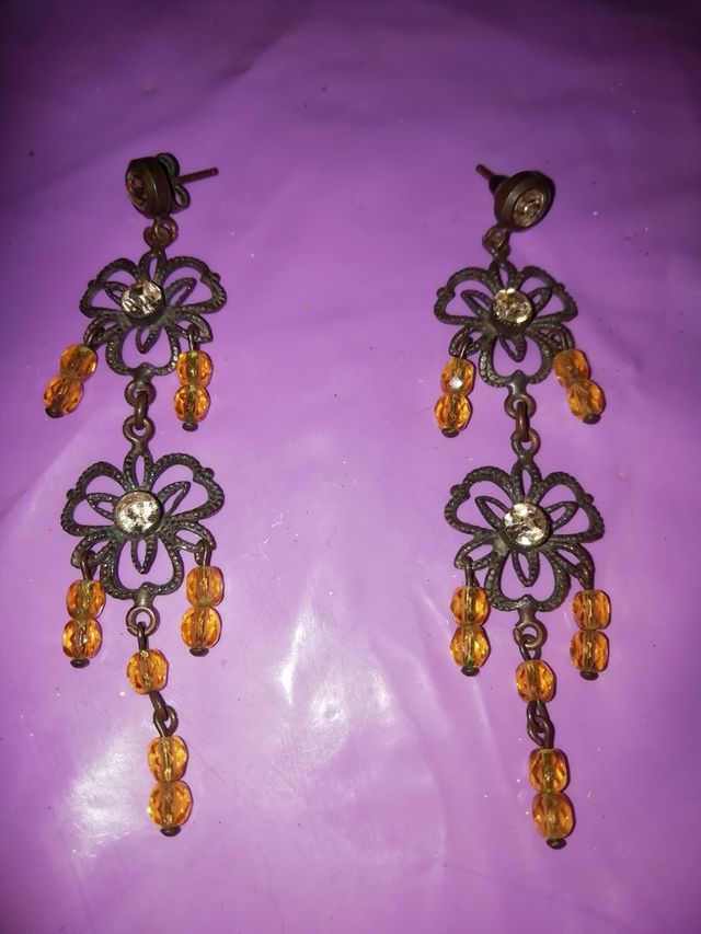 Collares y pendientes