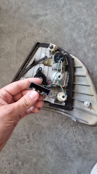 Foco trasero izquierdo bmw e46 original