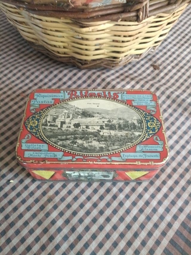 Caja antigua Rifaclis