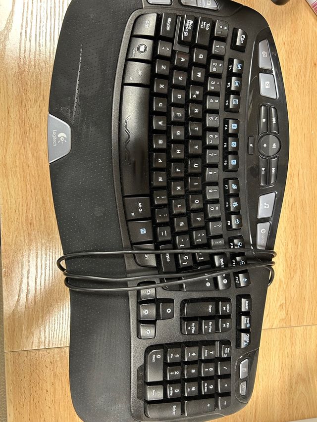 TECLADO LOGITECH WAVE