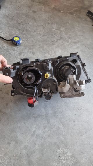 Faro delantero izquierdo xenon original bmw e46