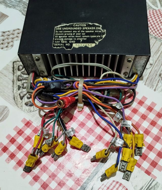 Dos Amplificadores Ecualizadores De Coche