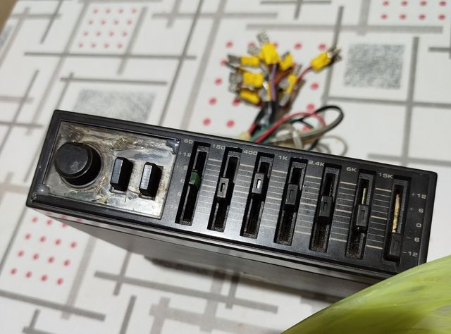 Dos Amplificadores Ecualizadores De Coche