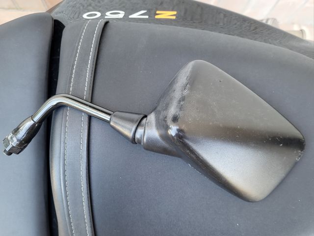 Specchio retrovisore moto