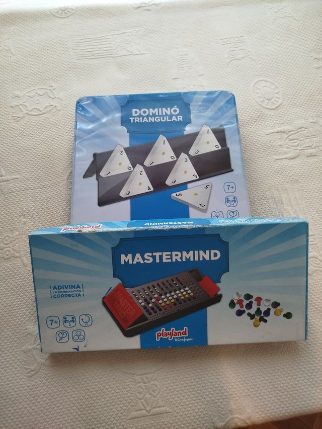 Dominó triangular y Mastermind