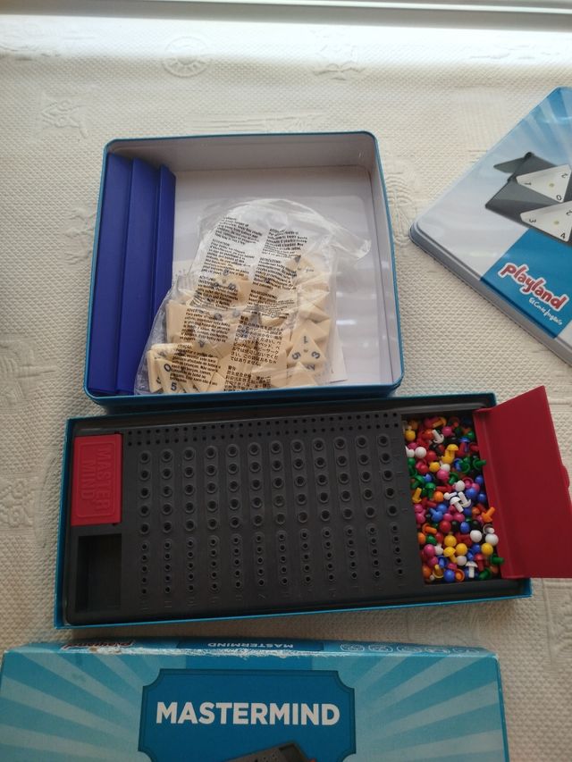 Dominó triangular y Mastermind