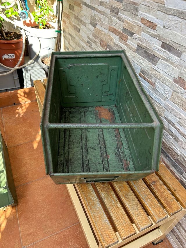 Gavetas metalicas industriales