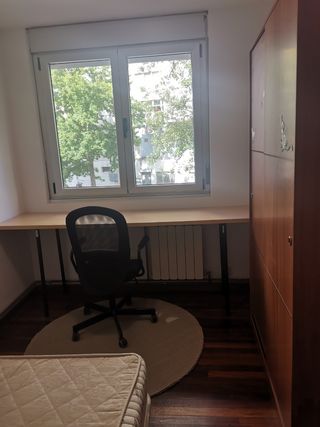 Habitación DISPONIBLE. Llamar 63610150