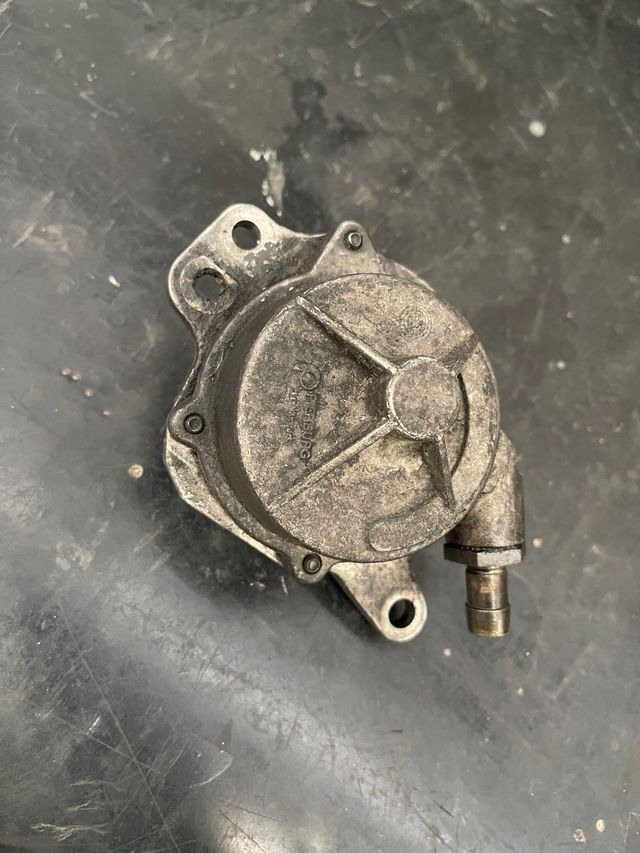 Bomba de vacio bmw e36