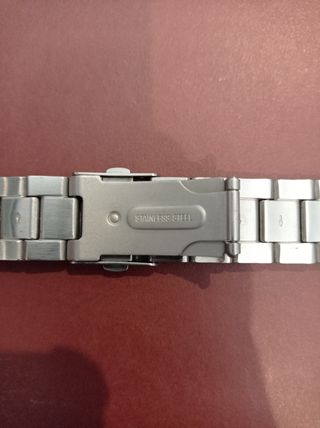 Correa metálica reloj Guess