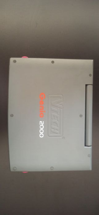 Ordenador. VTech Genio 2000. Años 90.