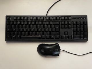Teclado y Ratón Razer