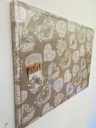 Panel magnetico Beige con flores