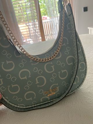Bolso guess