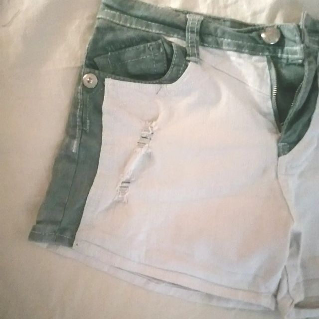 Pantalón corto único