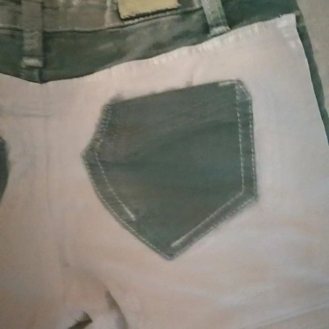 Pantalón corto único