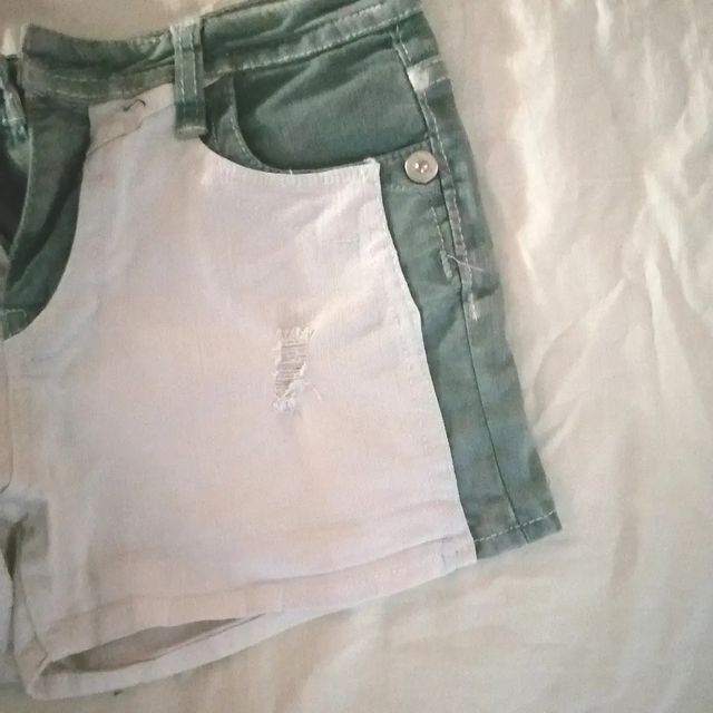 Pantalón corto único