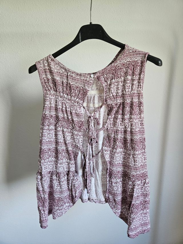 Camiseta espalda abierta