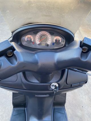 Suzuki Burgman 125cc 2009