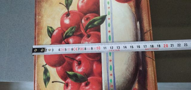 Caja de galletas antigua