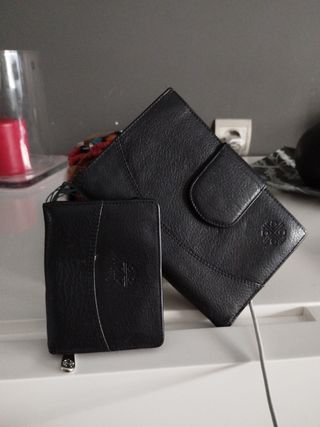 Conjunto de monedero y porta monedas
