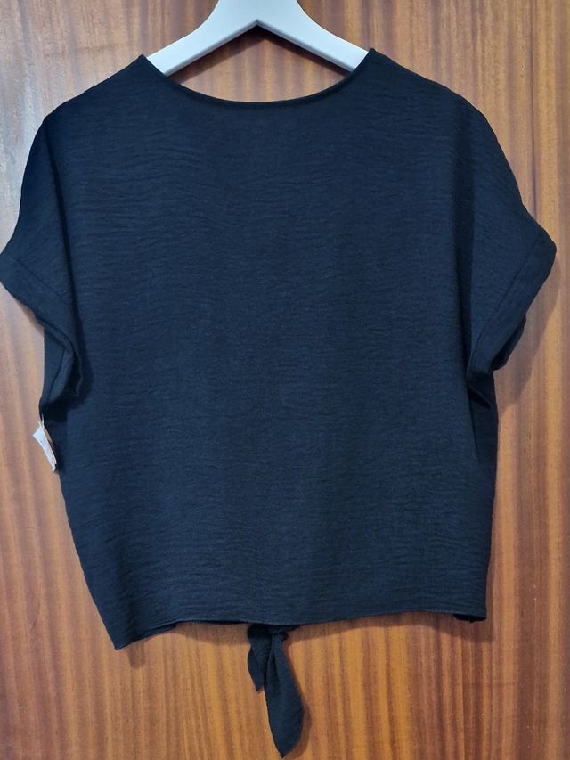 BLUSA NEGRA