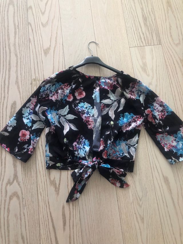 BLUSA fiorita 🌺
