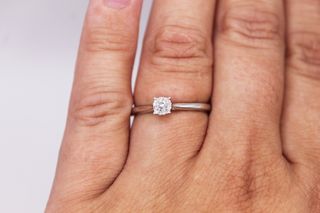 P20450SNJ ANILLO ORO BLANCO 18K CON DIAMANTES