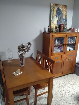 Comedor de madera maciza 
