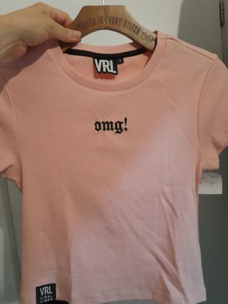 Camiseta viral rosa OMG