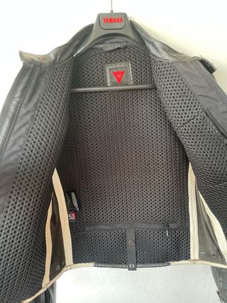 Chaqueta cuero Dainese