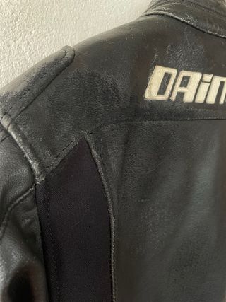 Chaqueta cuero Dainese