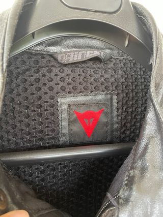 Chaqueta cuero Dainese