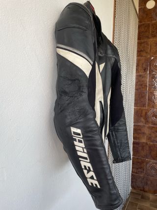 Chaqueta cuero Dainese