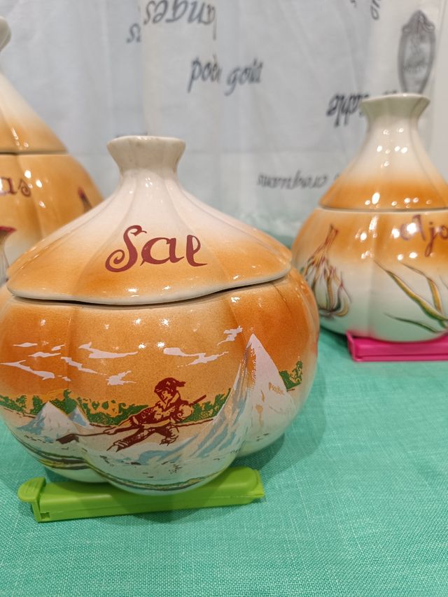 Set da cucina in porcellana