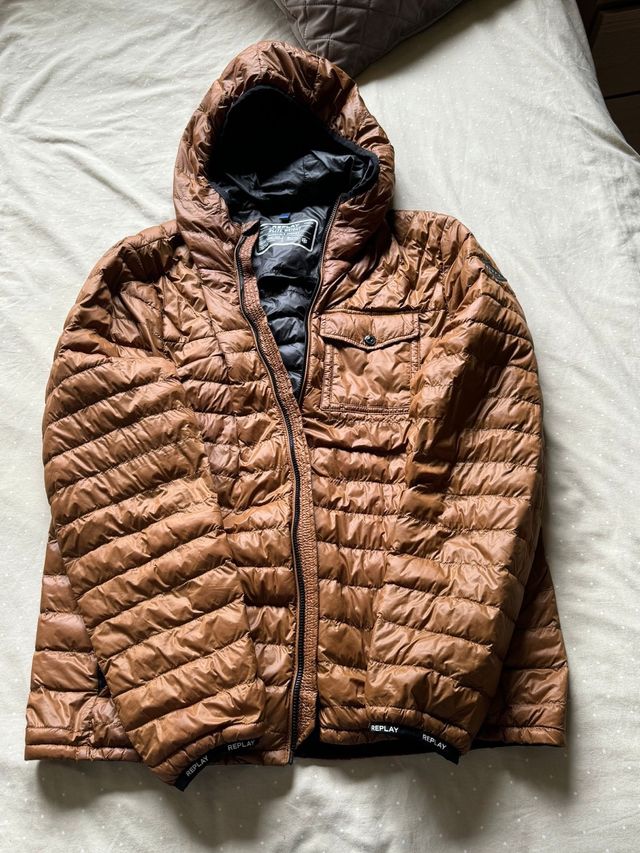 Cazadora Replay