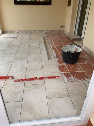 Albañil oficial de primera