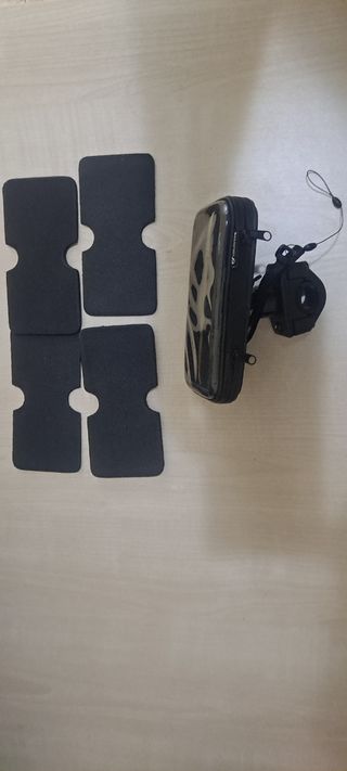 Soporte smartphone moto cellularline