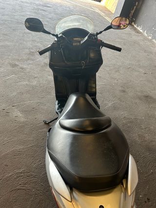 Suzuki burgman 125