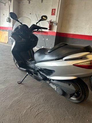 Suzuki burgman 125