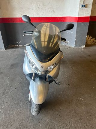 Suzuki burgman 125