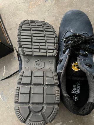 Zapato de seguridad Bee Work