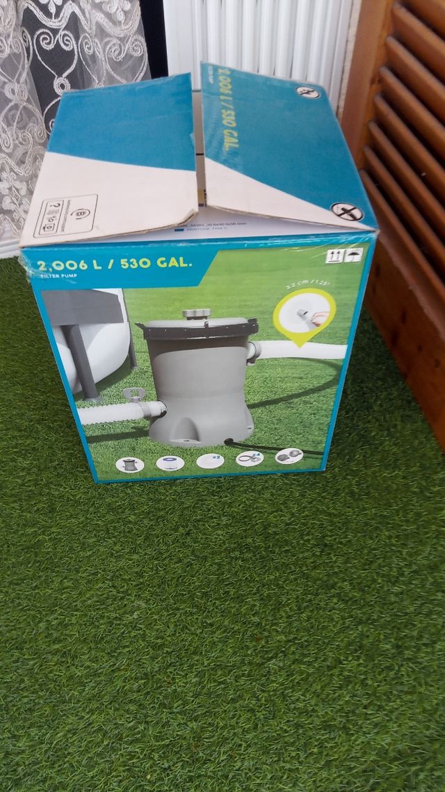 Motor de piscina nuevo con filtro nuevo