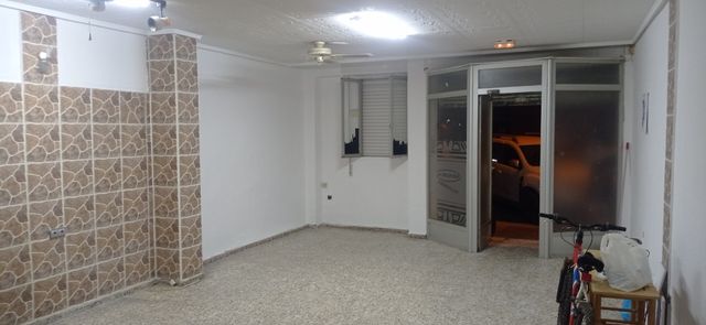Local en venta en calle la torre n°7 Elche