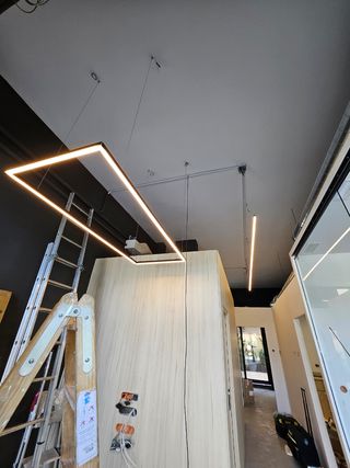 Lampisteria agua pintura 24h