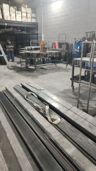 Busco trabajo como tornero