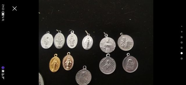 Cuatro medallitas por 5€