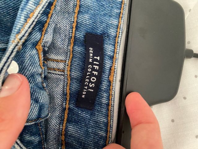 Pantalón Vaquero Oscuro Cortos Tiffosi