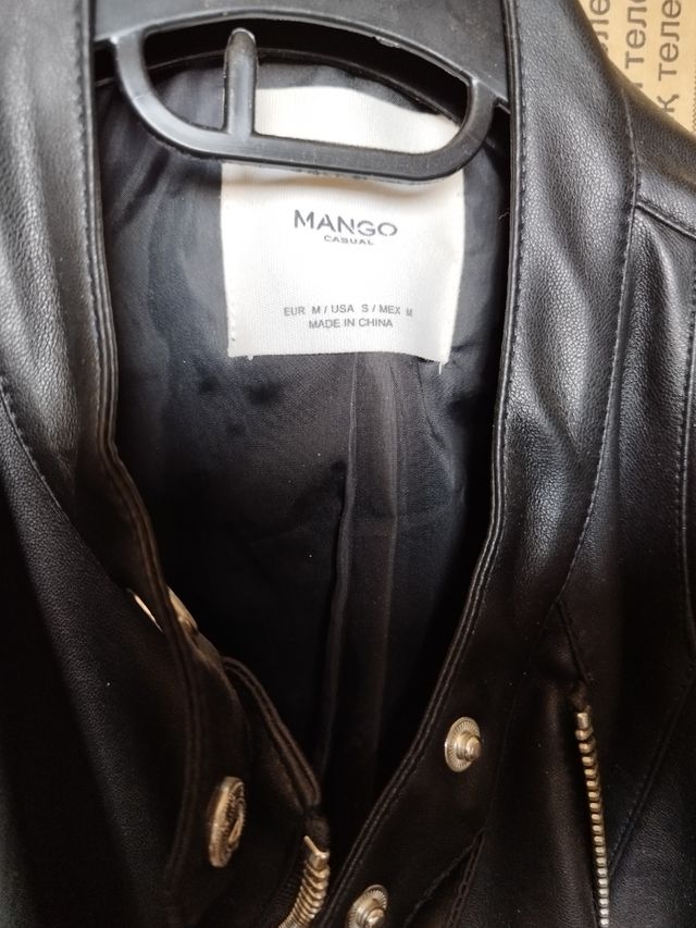 Chaqueta negra mujer Mango